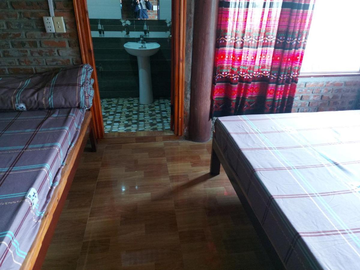 Flower Hmong Homestay Бак Ха Екстериор снимка