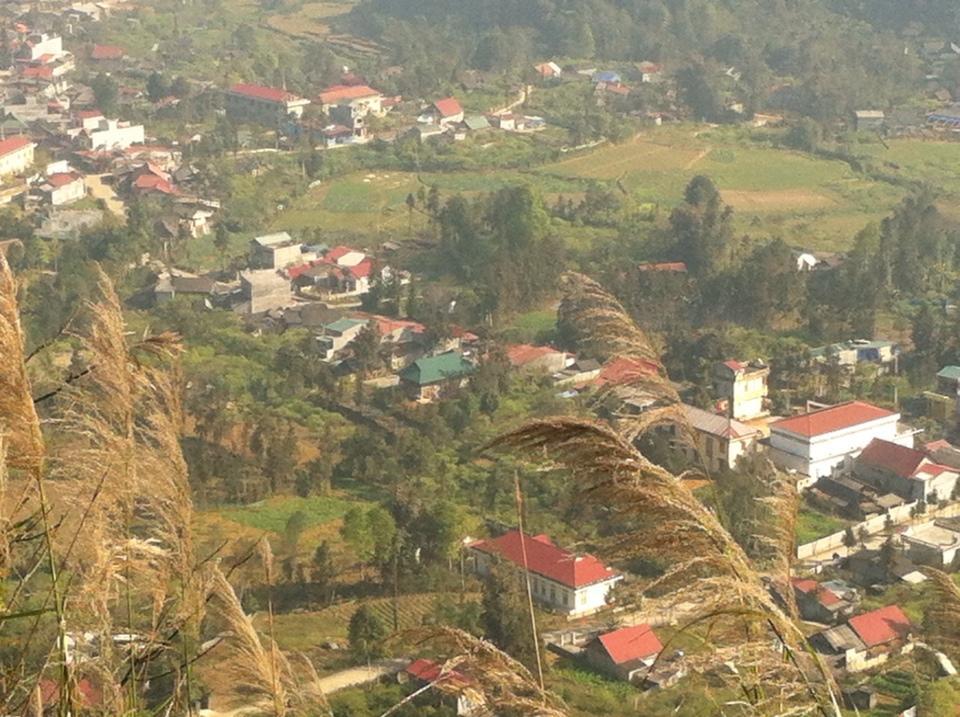 Flower Hmong Homestay Бак Ха Екстериор снимка