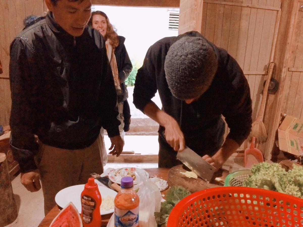 Flower Hmong Homestay Бак Ха Екстериор снимка